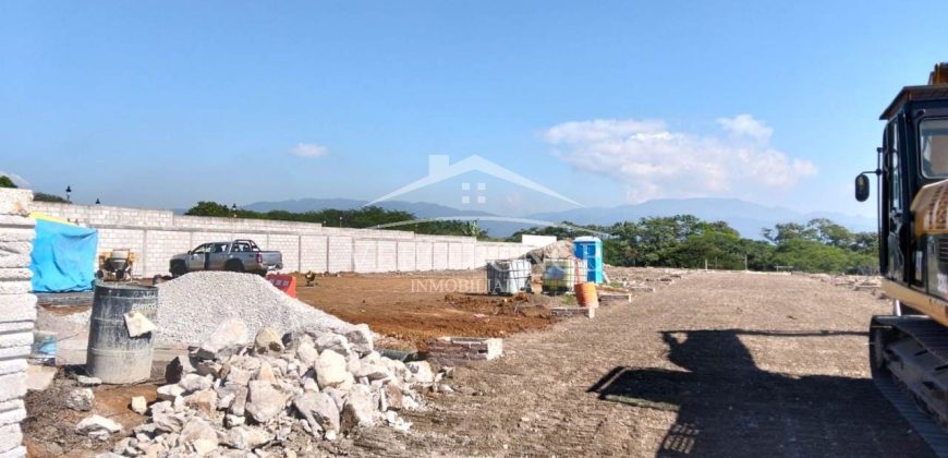 Fraccionamiento La Llave / 150.7 m2 / Terrenos en Venta (2403-287)