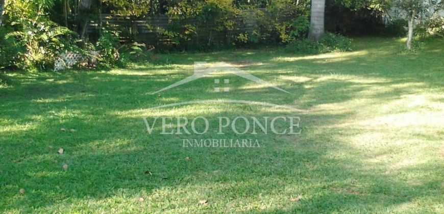 Villa Toscana / 1307 m2 / Terreno en Venta (2401-301)