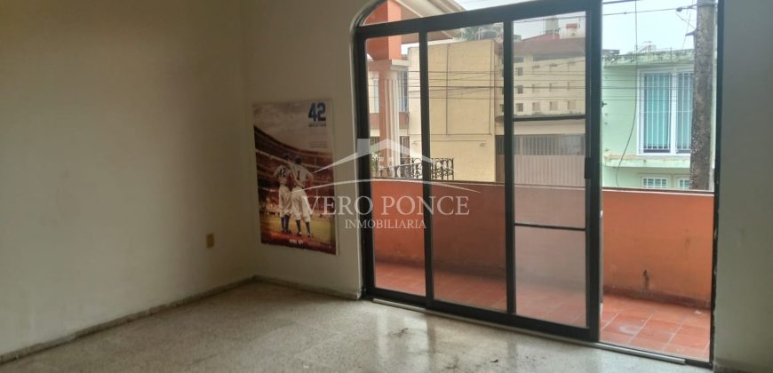 Alameda / Casa en Venta (2401-303)