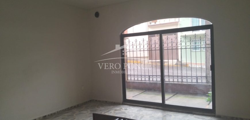 Alameda / Casa en Venta (2401-303)