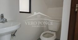 Villa Los Fresnos / Casa en Venta (2510-156)