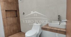 Villa Los Fresnos / Casa en Venta (2510-156)