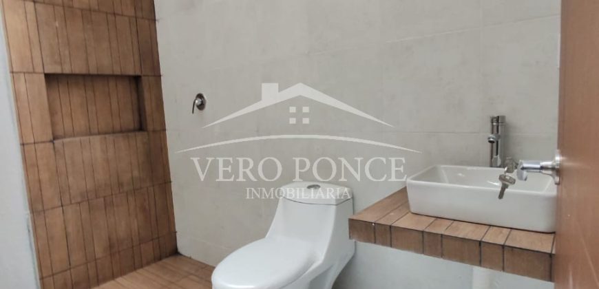 Villa Los Fresnos / Casa en Venta (2510-156)