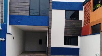 Villa Los Fresnos / Casa en Venta (2510-156) Villa Los Fresnos / Casa en Venta (2510-156)