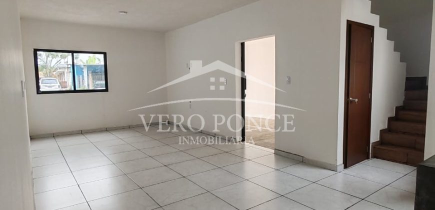 Villa Los Fresnos / Casa en Venta (2510-156)
