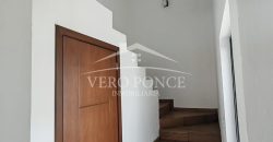 Villa Los Fresnos / Casa en Venta (2510-156)