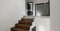 Villa Los Fresnos / Casa en Venta (2510-157)