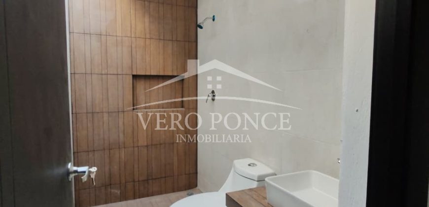 Villa Los Fresnos / Casa en Venta (2510-157)