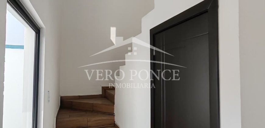 Villa Los Fresnos / Casa en Venta (2510-157)