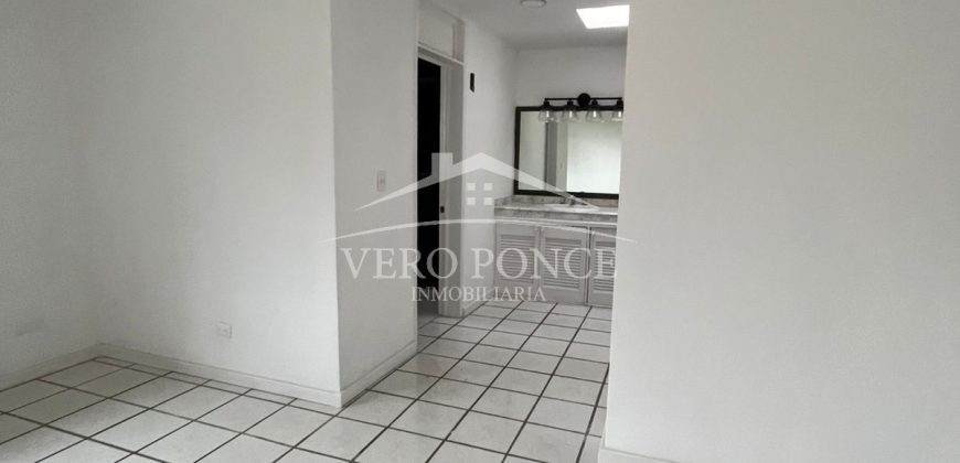 Residencial Lomas de la Llave / Casa en Renta (2501-163)