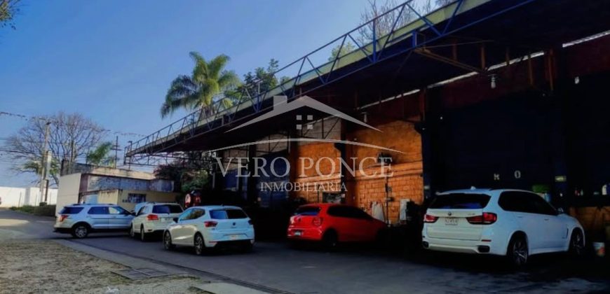 Zona Panteón Municipal / Terreno con Construcción en Venta (2501-167)