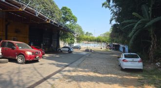 Zona Panteón Municipal / Terreno con Construcción en Venta (2501-167)