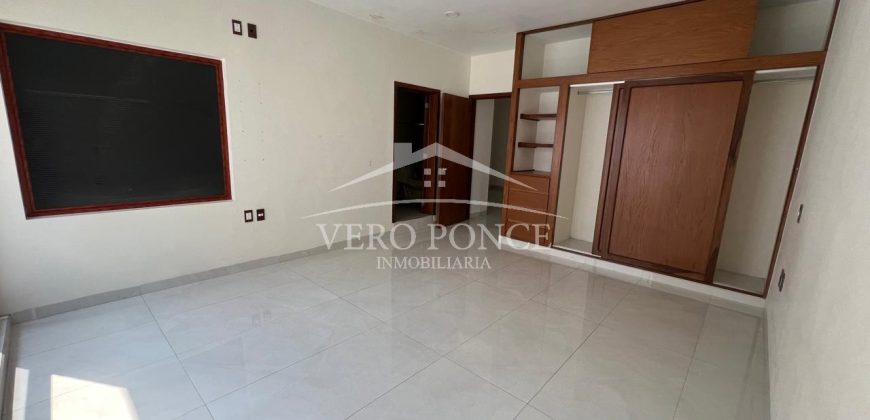 Fraccionamiento Virginia / Casa en Renta (2501-176)