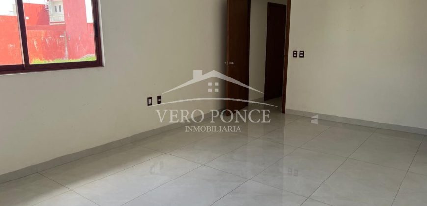 Fraccionamiento Virginia / Casa en Renta (2501-176)