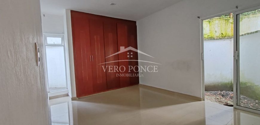 Fraccionamiento El Cortijo / Casa en Renta (2501-178)