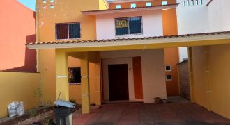 Fracc Ave de Paraíso / Casa en Venta (2501-207)