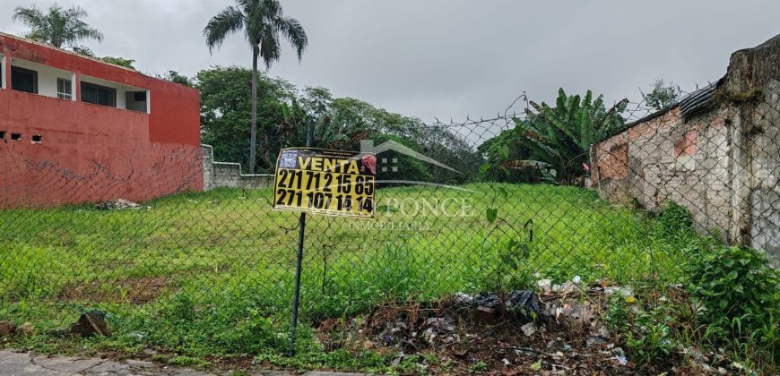 Boulevard Fundadores / 2000 m2 / Terreno en Venta (2501-188)