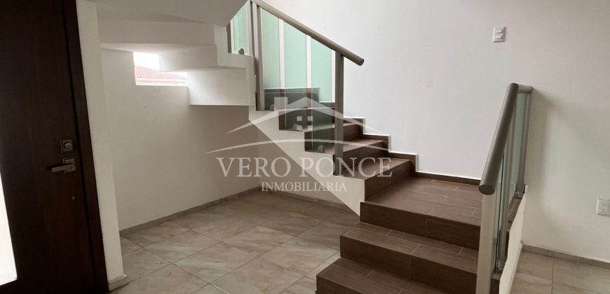 Fracc Ave de Paraíso / Casa en Venta (2601-220)