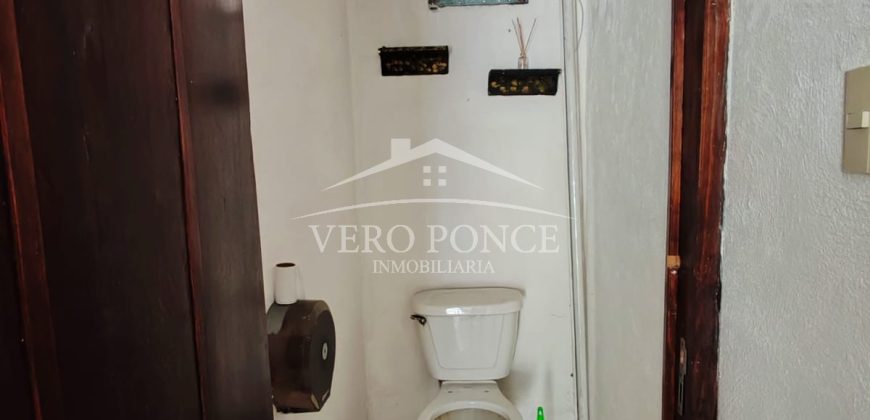 Los Pinos / Local en Renta (2601-223)