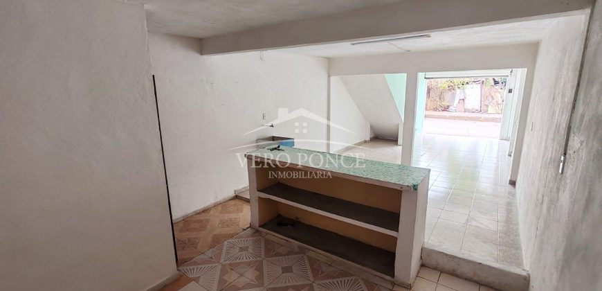 Los Pinos / Local en Renta (2601-223)