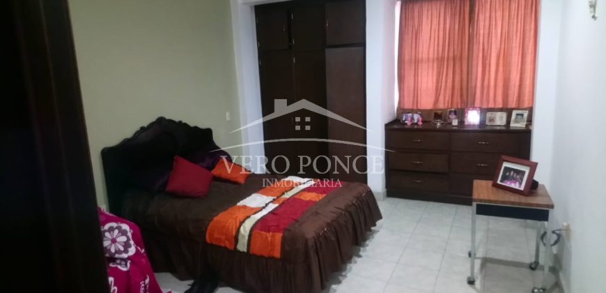 Fracc Los Encinos / Casa en Venta (2601-233)