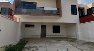 Fracc Villas de las Flores / Casa en Venta (2628-231)