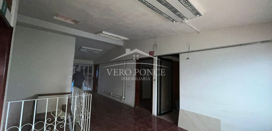 Calle 8 Avenida 5 / Casa + Local en Renta (2601-240)