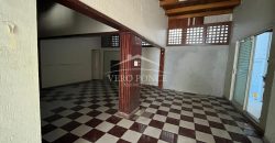 Calle 8 Avenida 5 / Casa + Local en Renta (2601-240)