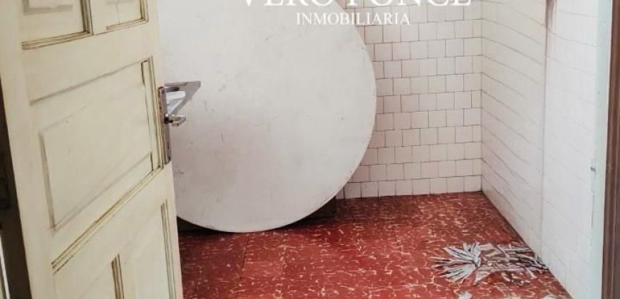 Calle 17 Avenida 1 / Oficinas en Renta (2601-269)