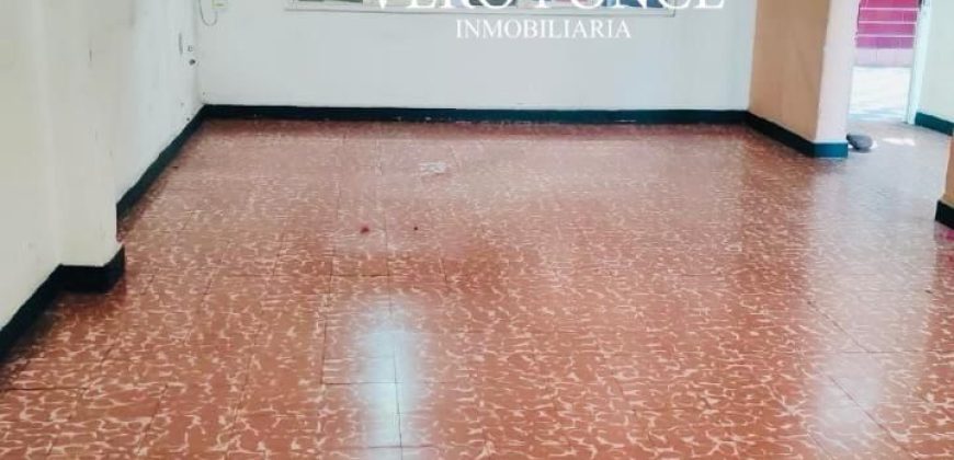 Calle 17 Avenida 1 / Oficinas en Renta (2601-269)