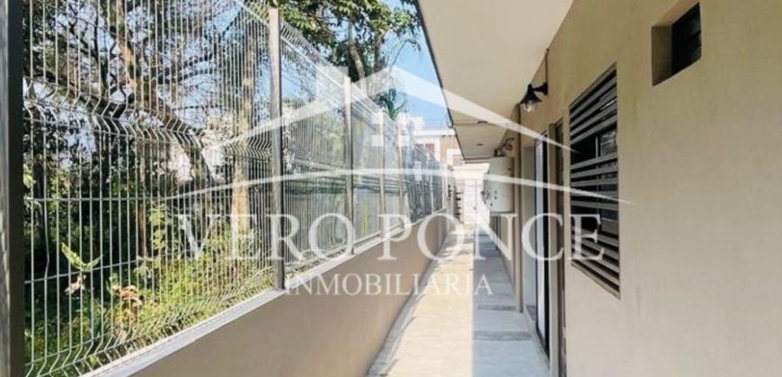 Avenida 18 / Departamentos y Local en Venta (2601-279)