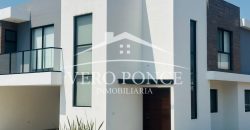 Residencial Villitas / Casa en Venta (2601-299)