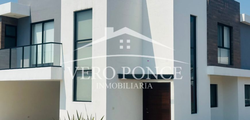 Residencial Villitas / Casa en Venta (2601-299)