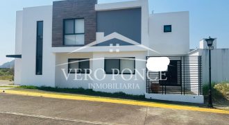 Residencial Villitas / Casa en Venta (2601-299)