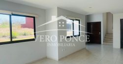 Residencial Villitas / Casa en Venta (2601-299)