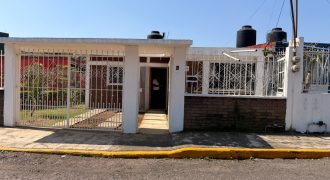 Colonia de Los Maestros / Casa en Renta (2601-305)