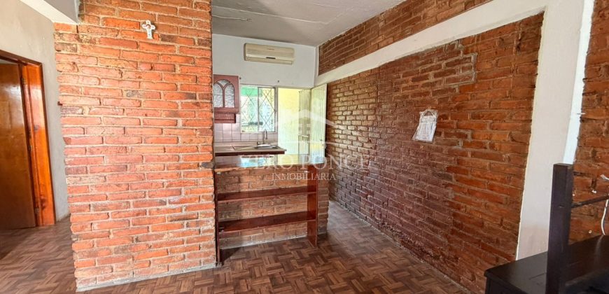 Colonia de Los Maestros / Casa en Renta (2601-305)