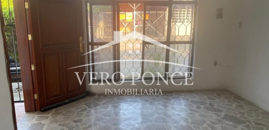 Los Pinos / Casa en Renta (2601-316)