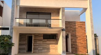 Agua Fría # 11 / Casa en Renta (2628-301)
