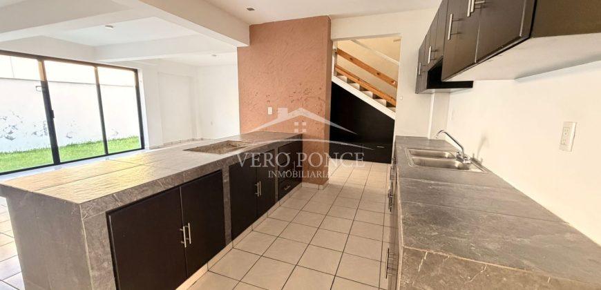 Agua Fría # 11 / Casa en Renta (2628-301)