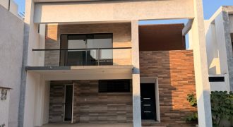 Agua Fría # 12 / Casa en Renta (2628-302)