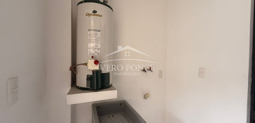 Agua Fría # 12 / Casa en Renta (2628-302)