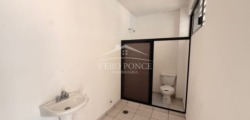 Agua Fría # 12 / Casa en Renta (2628-302)