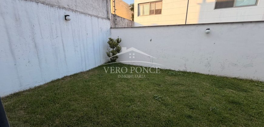 Agua Fría # 12 / Casa en Renta (2628-302)