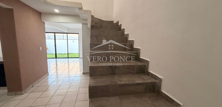 Agua Fría # 14 / Casa en Renta (2628-303)