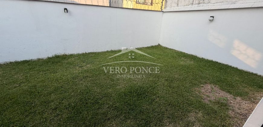 Agua Fría # 14 / Casa en Renta (2628-303)