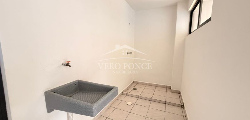 Agua Fría # 14 / Casa en Renta (2628-303)