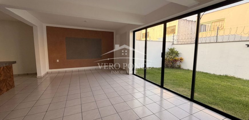 Agua Fría # 14 / Casa en Renta (2628-303)