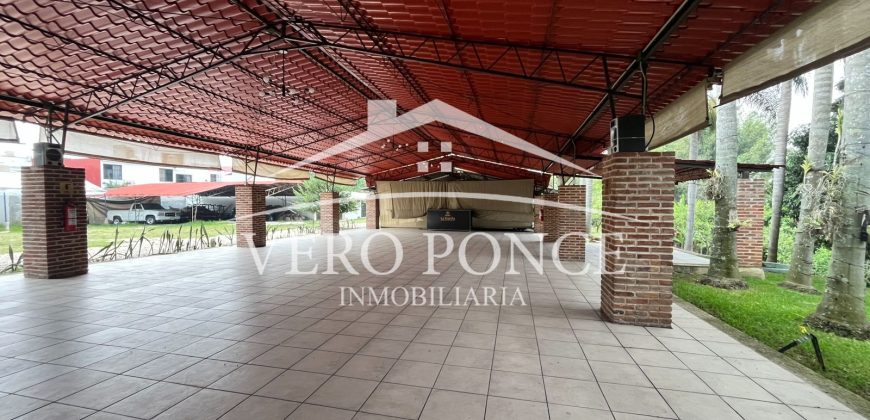 Huilango 3000 / Salón en Renta (2601-318)