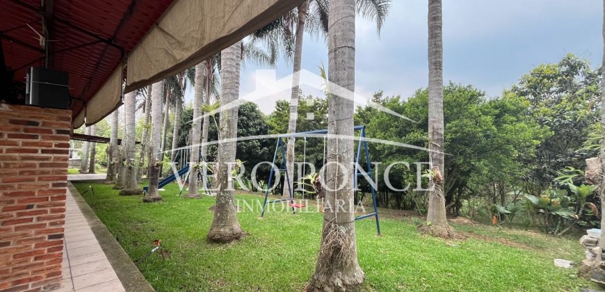 Huilango 3000 / Salón en Renta (2601-318)
